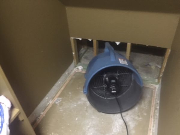 Crawl Space Drying after Air Conditioning Leaked in Mineral Wells, TX (1)